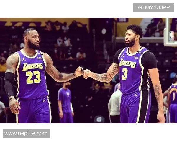 湖人雄鹿激战2021年1月22日詹姆斯与字母哥的巅峰对决回顾