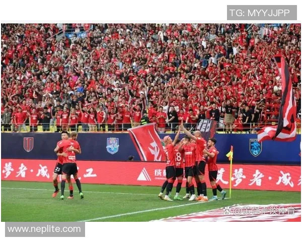 成都蓉城客场1-1战平深圳新鹏城 收成联赛第三